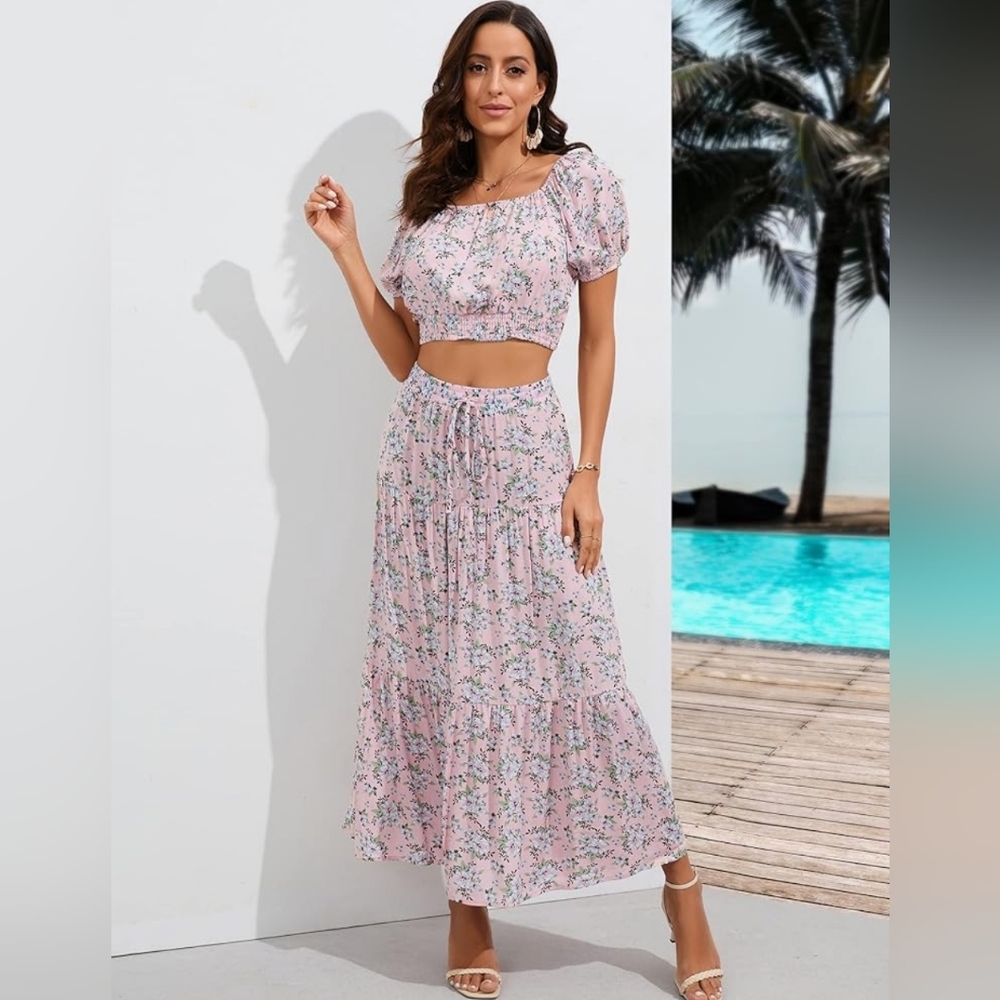 New with tags! Blueming Womens Medium two piece cropped top maxi skirt set